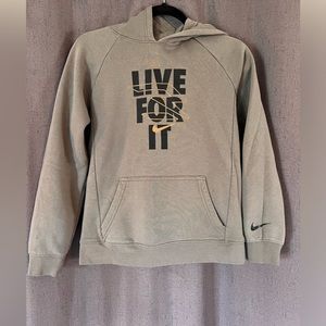 Nike boys hoodie Size 12/13